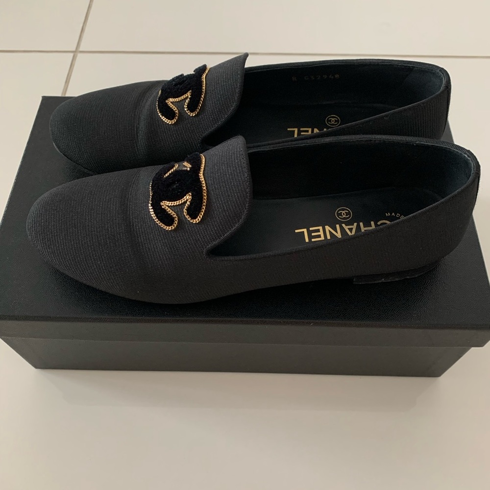 Chanel Loafer - Picture 3 of 4